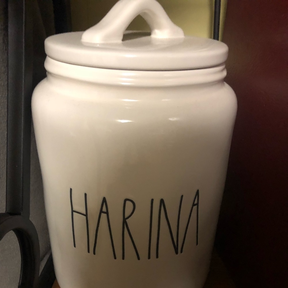 Rae Dunn. Harina (flour) container!